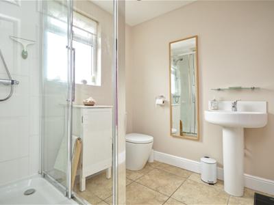 En Suite Shower Room